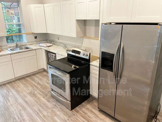 Foto del edificio - 128 N 53rd St