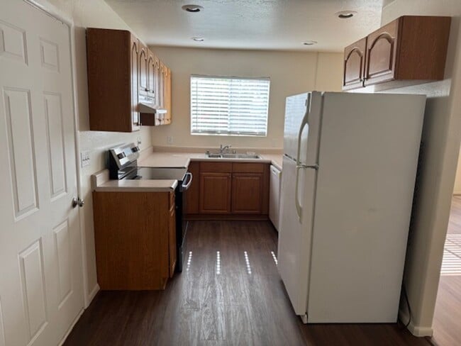 Building Photo - 17150 E Roadrunner Rd