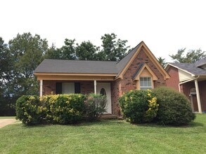 Building Photo - 6761 Maury Dr