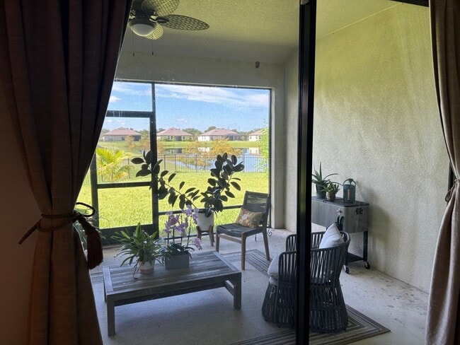Building Photo - 4 Bedroom Single Family Home in Vero Beach