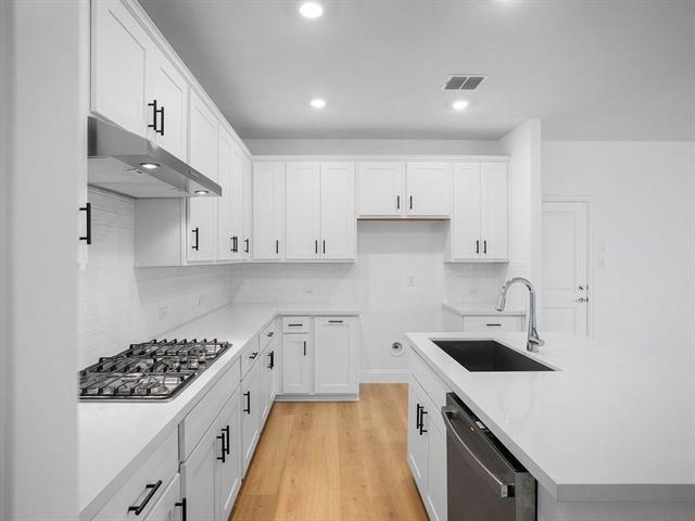Foto del edificio - 3301 Little Bluestem Rd