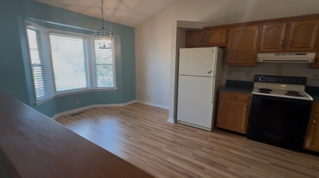 Current refrigerator is black - 1016 Champion Dr