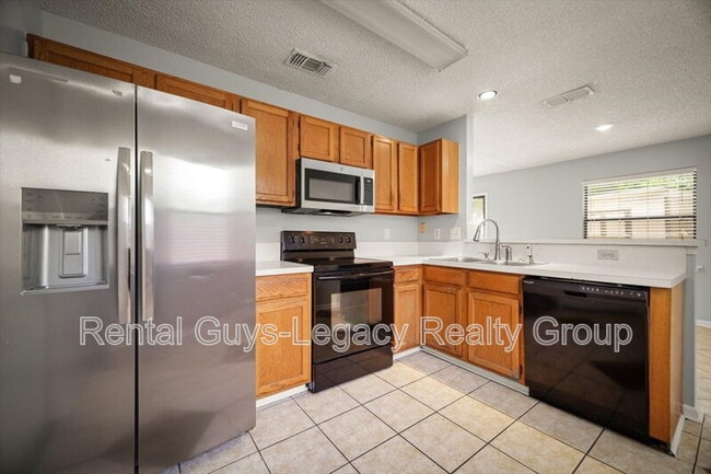 Photo - 10775 Rutgers Rd House