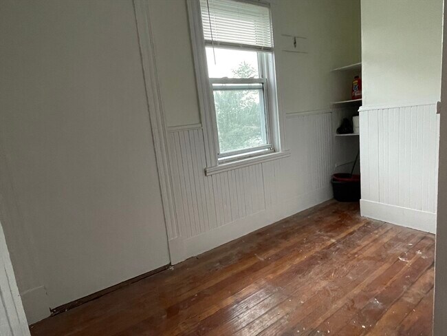Building Photo - 30 Holworthy Pl