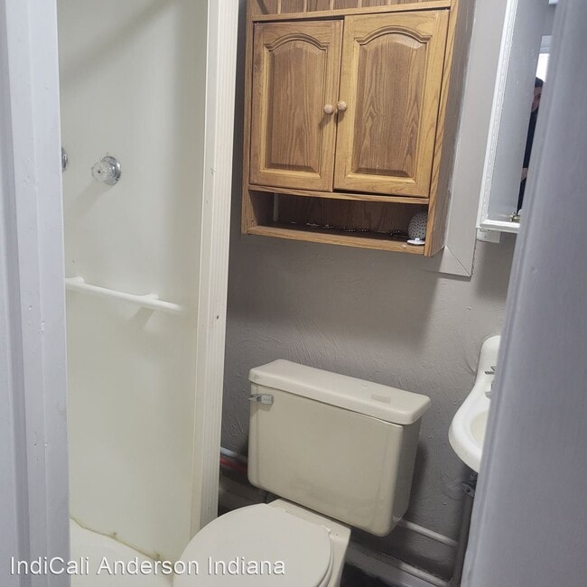 Building Photo - 1 br, 1 bath House - 1735 1/2 Crystal St
