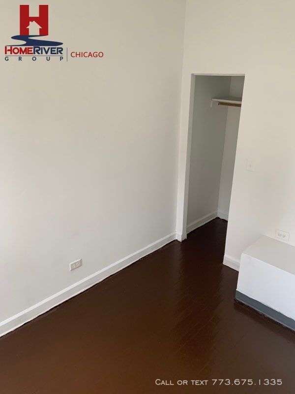 Foto del edificio - A Hidden Gem Available Now!