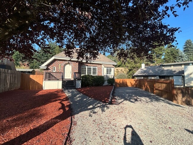 Building Photo - Welcome to your new home!