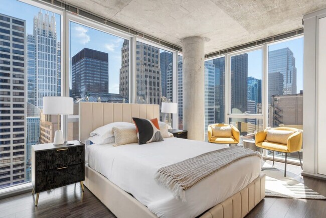 Foto del edificio - 236 W Lake St
