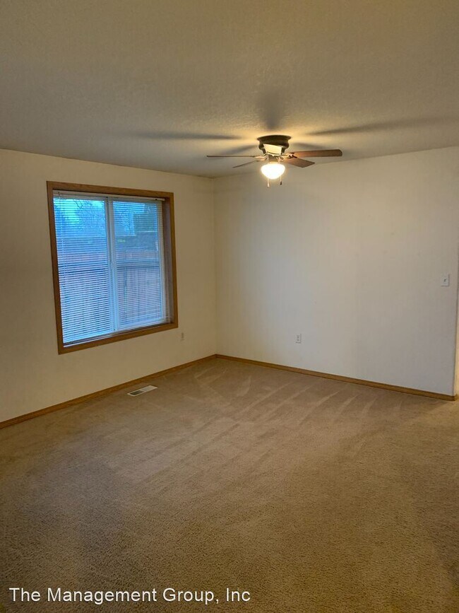 Building Photo - 3 br, 2 bath House - 7112 NE 163rd Avenue