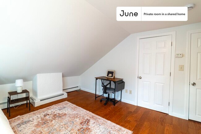 Foto del edificio - Room in Shared 4 bed/4 bath home in East Cambridge