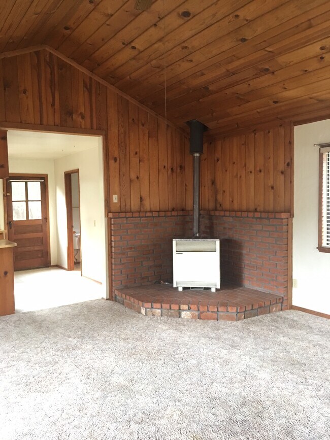 Foto del edificio - 11218 Cedar Ridge Dr