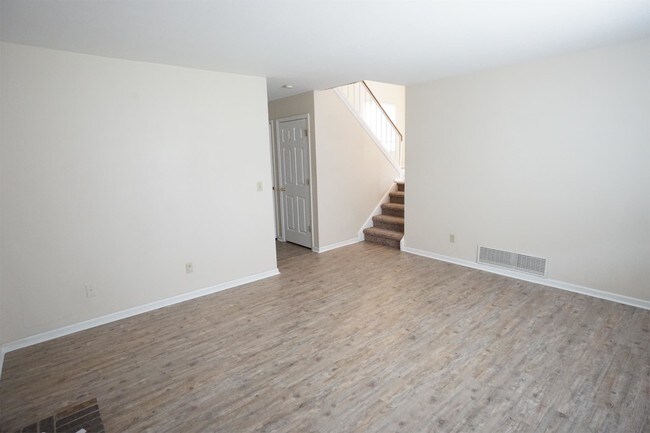 Foto del edificio - 9392 Burlington Ln