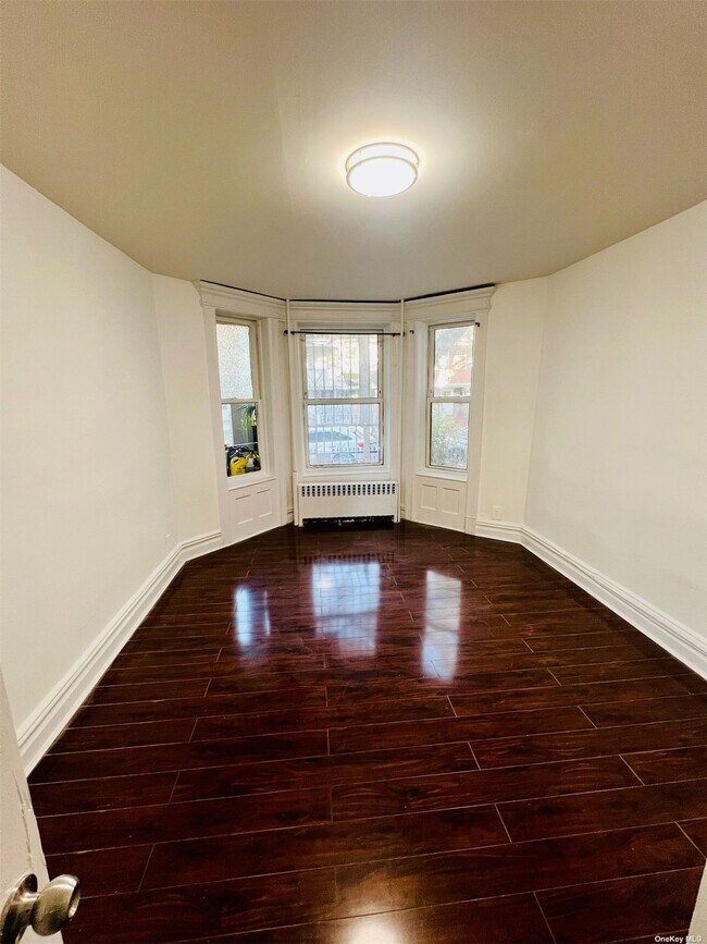 Building Photo - 87-50 115th St