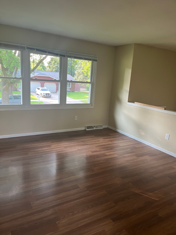 Building Photo - 105 Georgiana Cir