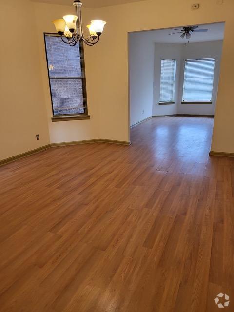 Building Photo - 6110 S Kimbark Ave
