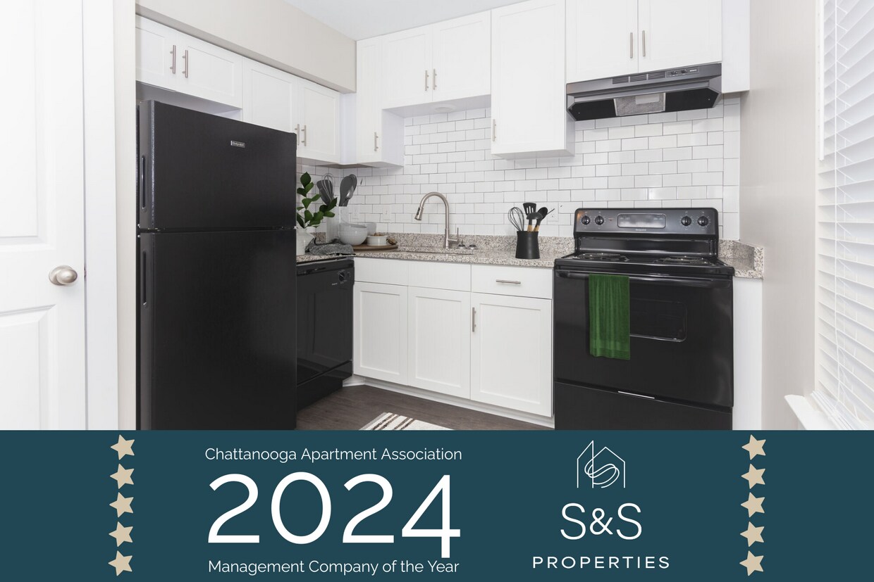 Foto principal - The Hills at Oakwood Apartment Homes