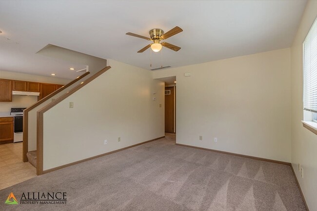 Building Photo - 928 Moro St