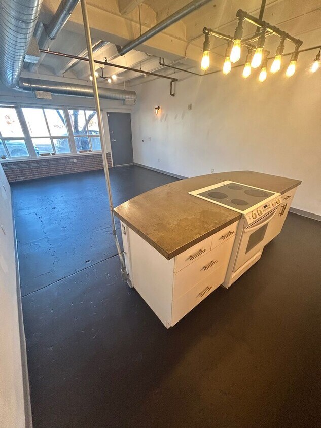 Foto principal - 1777 E 39th Ave