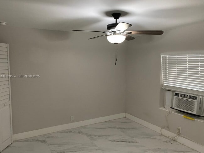 Building Photo - 342 E 46th St