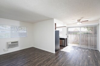 Building Photo - 162 Brightwood Ave
