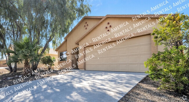 Building Photo - 3976 E Isaiah Dr