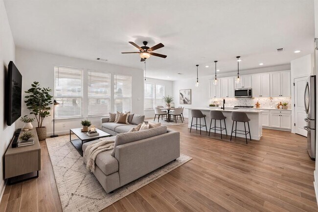 Foto del edificio - 240 Harbors Ln