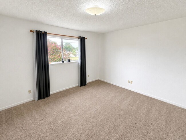 Foto del edificio - 315 John Wesley Blvd