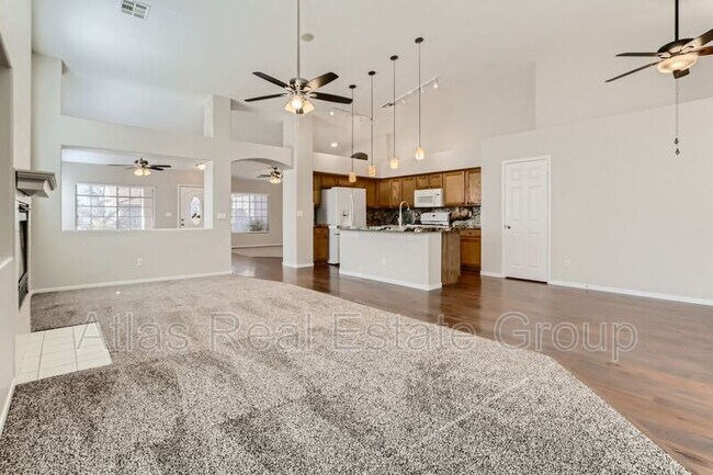 Building Photo - 5004 Tropical Ridge Ct