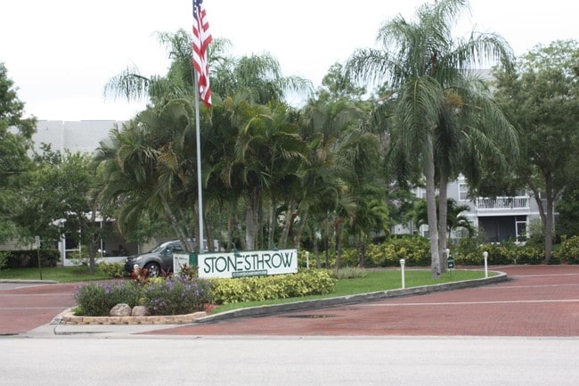 Stonesthrow Apartments St Petersburg Fl Stonesthrow Apartments St Petersburg Fl
