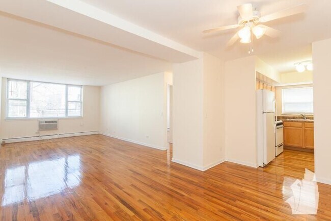 Foto del edificio - 6401 N Sheridan Rd