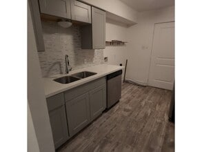 Building Photo - 2677 Gessner Rd