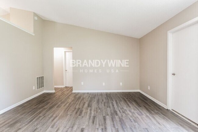 Foto del edificio - 7617 Buck Valley Ct