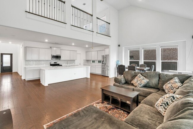 Foto del edificio - 133 Lenera Dr