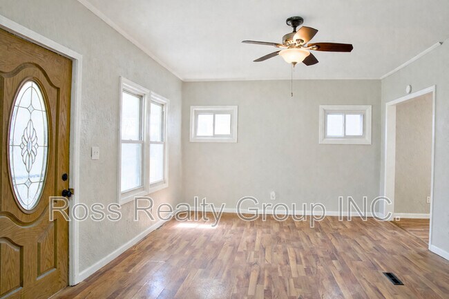 Foto del edificio - 518 Shasta Dr