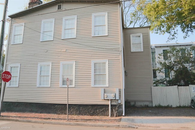 Building Photo - 2 br, 1 bath House - 601 Jefferson Street