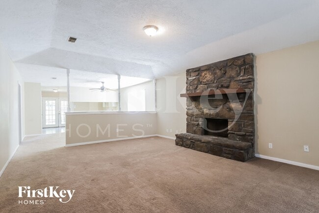 Building Photo - 2614 Forestbrook Dr