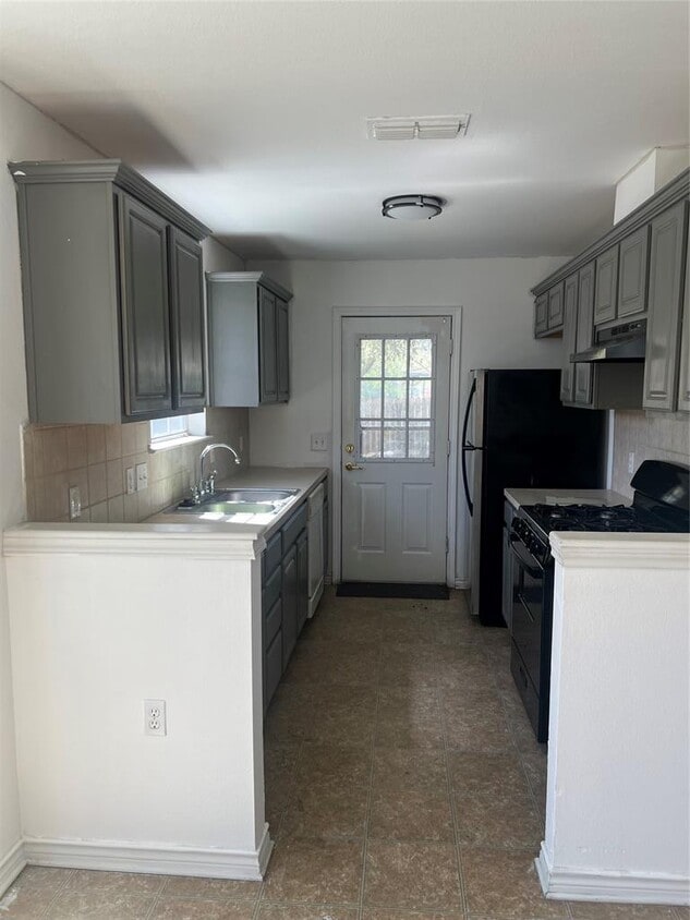Building Photo - 6909 Frontera Tr