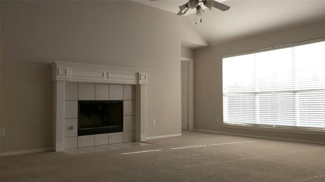 Foto del edificio - 103 Drycreek Dr
