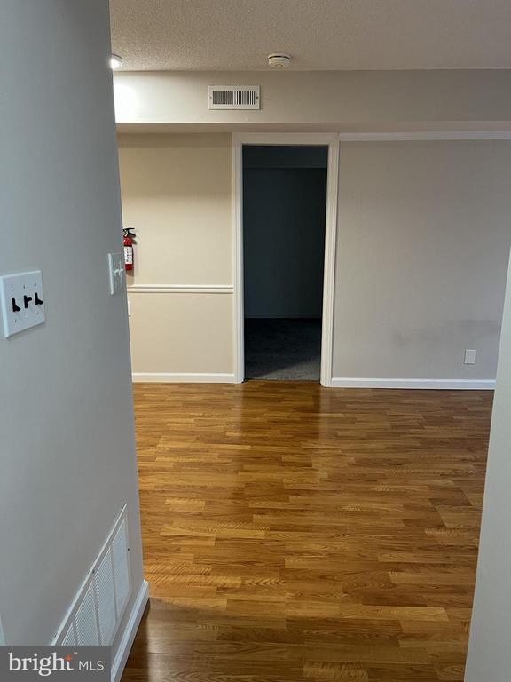 Building Photo - 1504 Walden Ct
