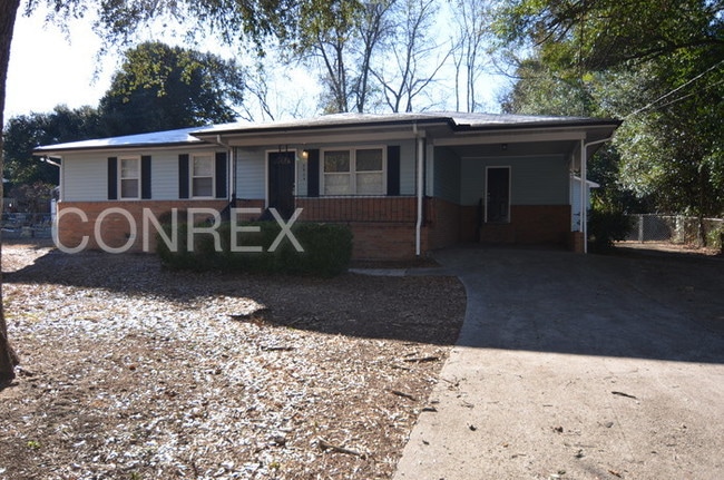 Building Photo - 2925 Abbeville Ave