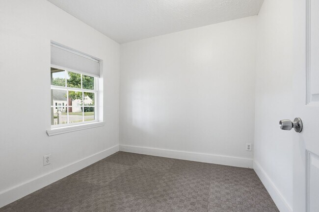 Foto del edificio - Update 3 bedroom 1 bath home for rent.