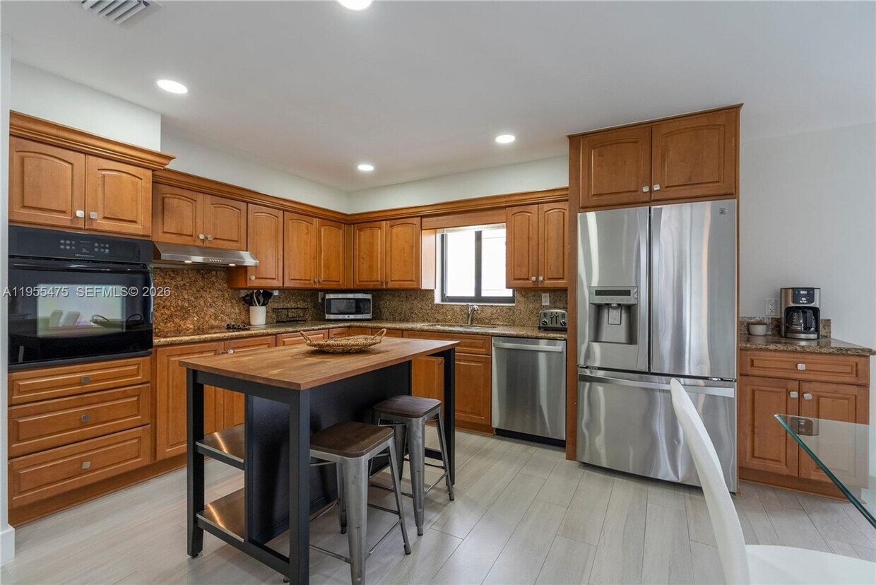 Photo - 510 SE 3rd Avenue A, Dania Beach, FL 33004