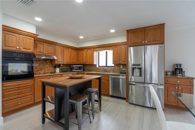 Photo - 510 SE 3rd Ave House