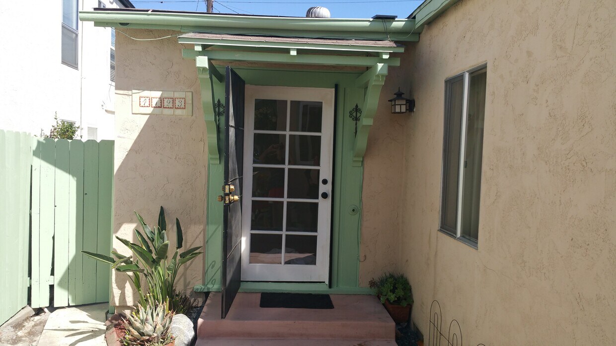 Primary Photo - 4123 Idaho St