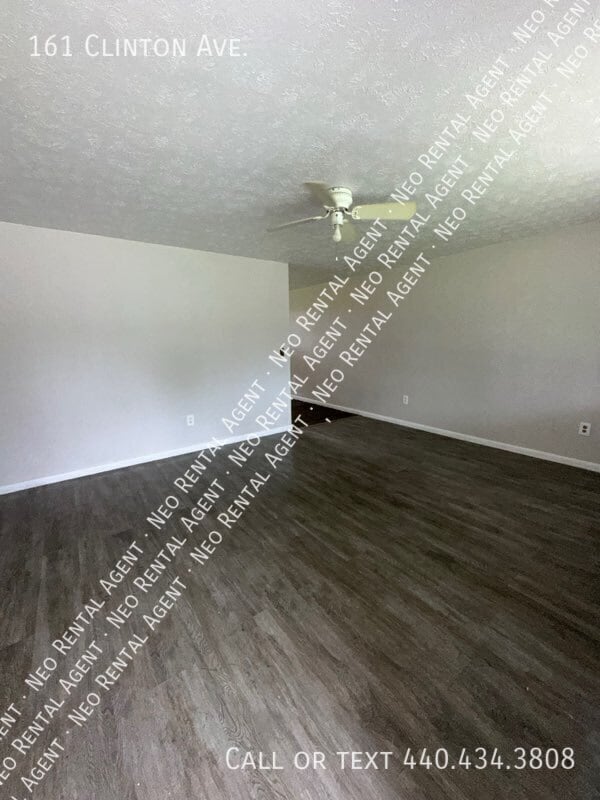Foto del edificio - 161 Clinton Ave