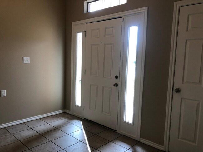 Foto del edificio - 2204 100th St