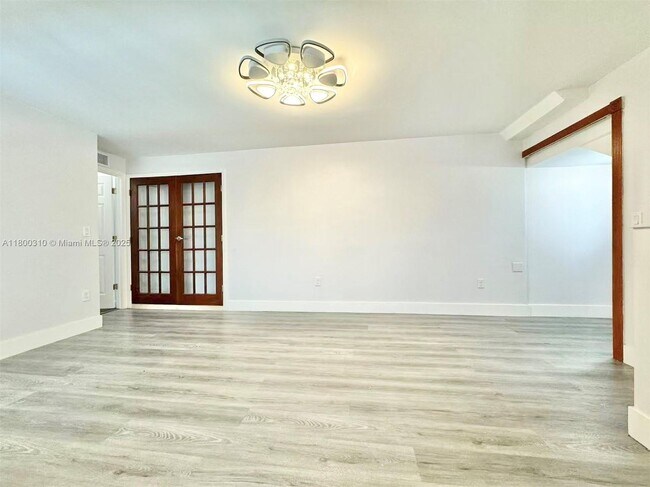 Foto del edificio - 3761 NW 1st St