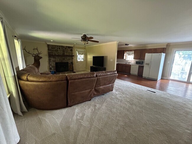 Foto del edificio - 357 Kenny Haynes Rd