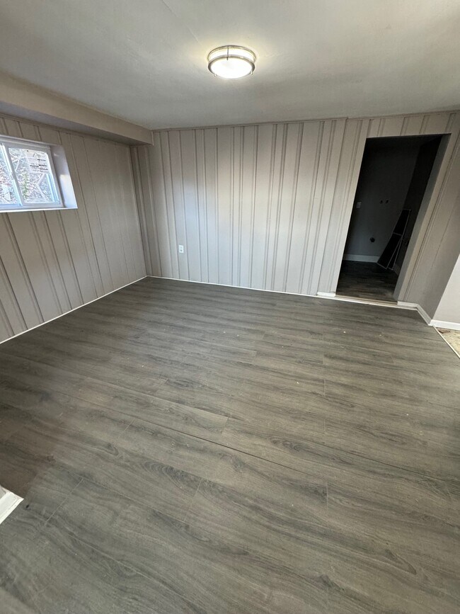 Photo - 908 Benwood Ave House