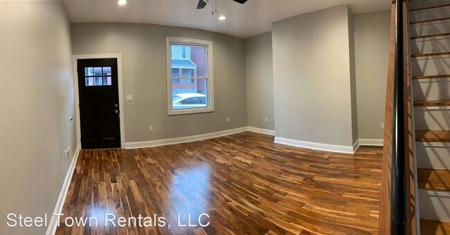 Foto del edificio - 3 br, 1.5 bath House - 4819 Dearborn Street